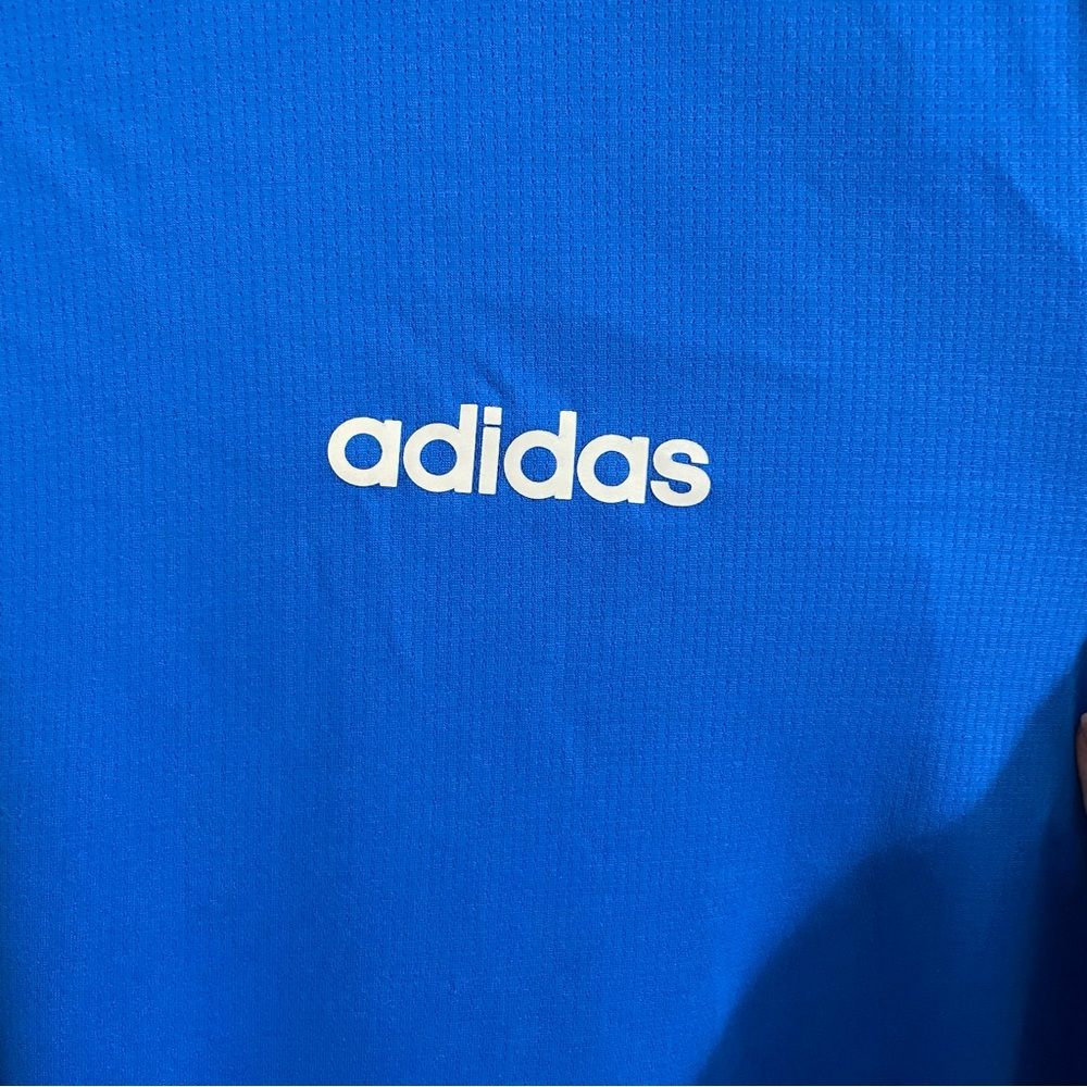 Royal blue Adidas climalite short sleeved shirt. Men’s size Large. - Picture 5 of 6